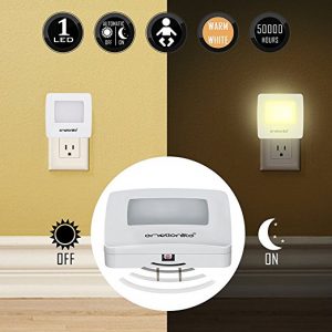 https://travelswithbaby.com/blog/wp-content/uploads/2017/11/pack-this-nightlight-300x300.jpg